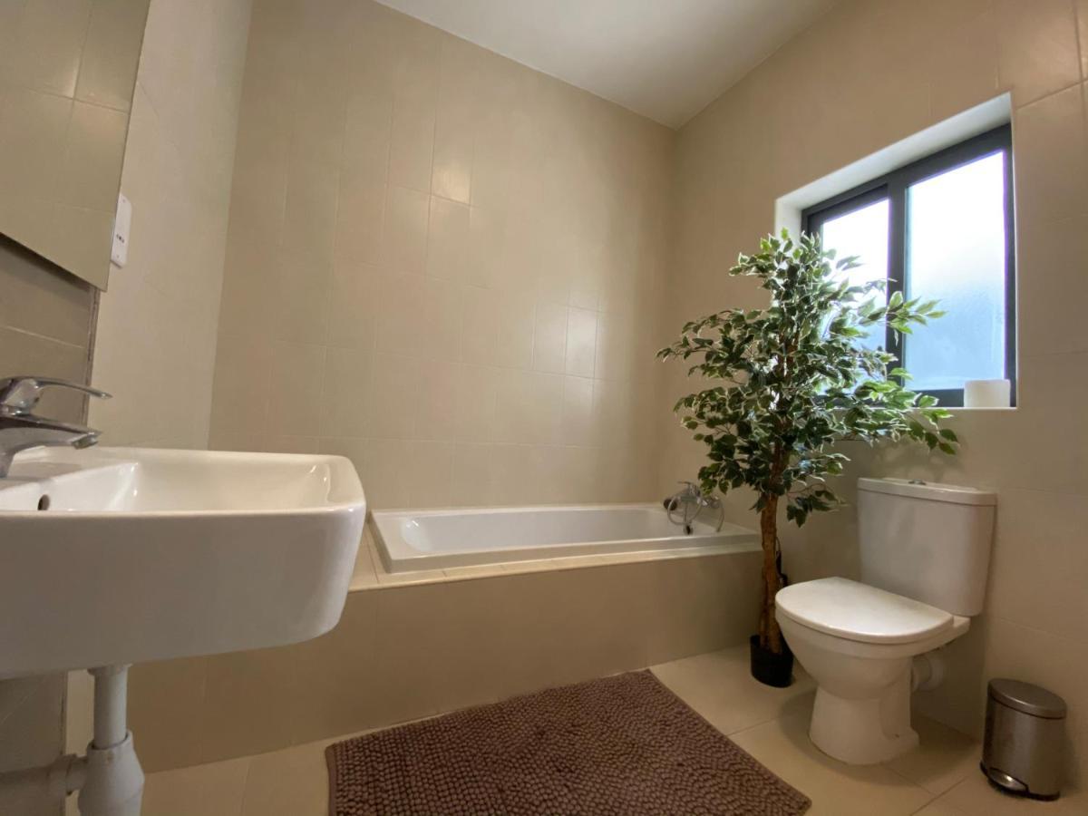 Hepburn Holiday Apartment Birżebbuġa Extérieur photo