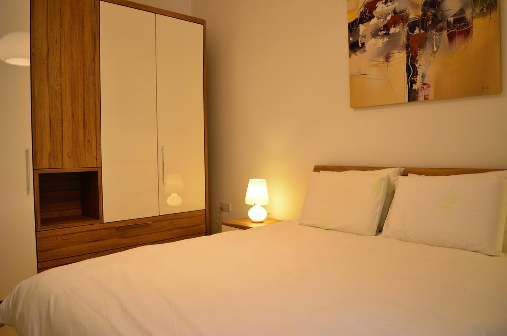Hepburn Holiday Apartment Birżebbuġa Extérieur photo